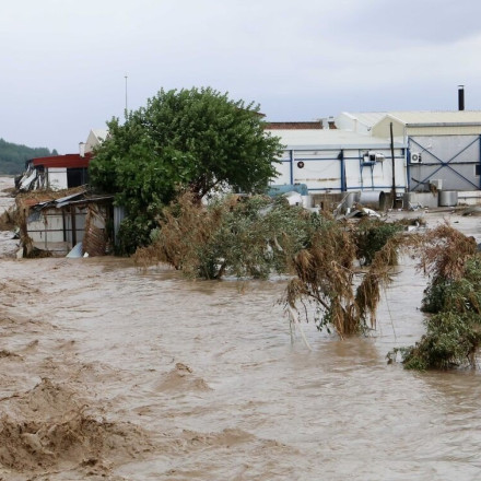 Κακοκαιρία Daniel: Μήνυμα του 112 στους κατοίκους του Παλαμά Καρδίτσας – Έκκληση για βοήθεια από τον δήμαρχο