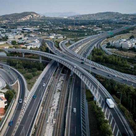 ΤΑΙΠΕΔ: Έξι επενδυτικά σχήματα για την Αττική Οδό