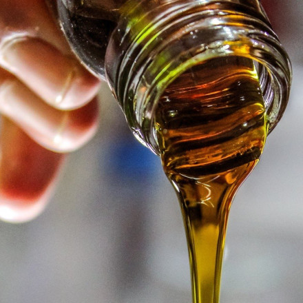 Ελαιόλαδο – Ισπανία: Βάζουν αντικλεπτικά στα σούπερ μάρκετ