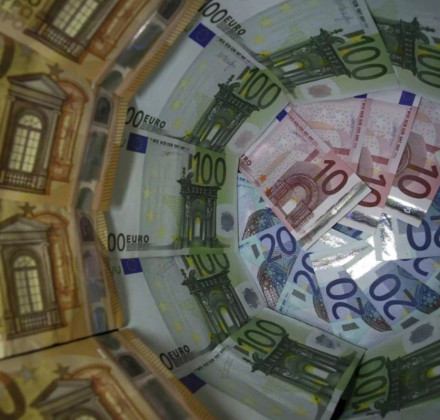 Στο 4,01% η απόδοση του 10ετούς ομολόγου κατά τη σημερινή δημοπρασία Στο 4,01% η απόδοση του 10ετούς ομολόγου κατά τη σημερινή δημοπρασία