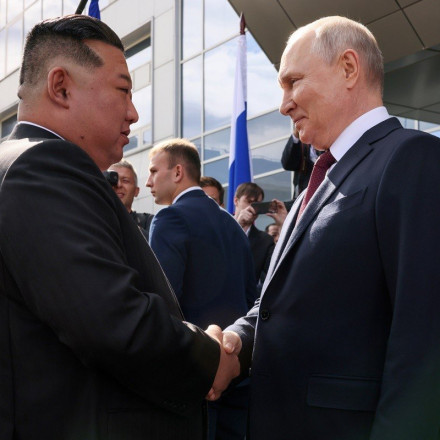 Πούτιν – Κιμ: «Δεν υπογράψαμε κάποια συμφωνία στρατιωτικού ή άλλου περιεχομένου», τόνισε το Κρεμλίνο