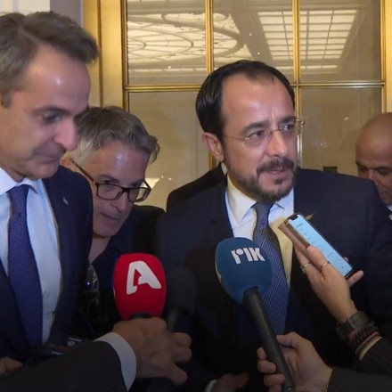Μητσοτάκης – Χριστοδουλίδης: «Πάγιες οι θέσεις μας στο Κυπριακό», δήλωσε ο Έλληνας πρωθυπουργός
