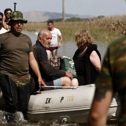 Στις 2235 οι διασώσεις και απεγκλωβισμοί πολιτών από τις Ένοπλες Δυνάμεις στη Θεσσαλία