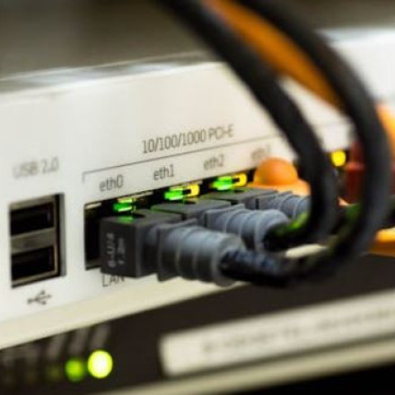 Γιατί κόβεται το Internet: Αιτίες και Τρόποι Αντιμετώπισης