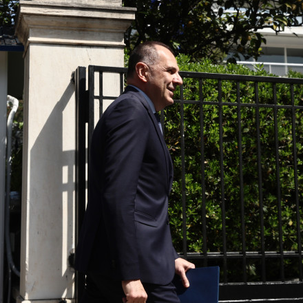 Στον «πάγο» η Ε.Ε. - Η ενημέρωση Γεραπετρίτη στο ΚΥΣΕΑ για το ουκρανικό ηχεί «καμπανάκια»