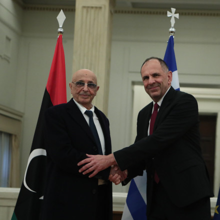 Γεραπετρίτης: «Άκυρο και παράνομο το τουρκολιβυκό» – Συστάσεις για εκλογές χωρίς ξένες παρεμβάσεις