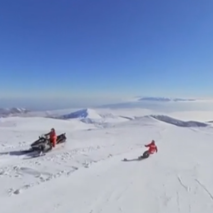 Κατάλευκο το Καϊμακτσαλάν: Υπέροχες εικόνες από το χιονισμένο τοπίο - Πόσο κοστίζει μια επίσκεψη