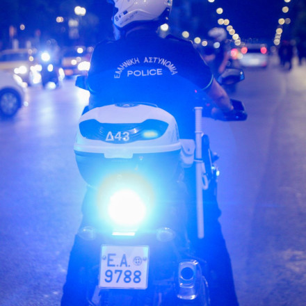 Ανήλικος λήστεψε δύο 12χρονα κορίτσια απειλώντας τα με μαχαίρι