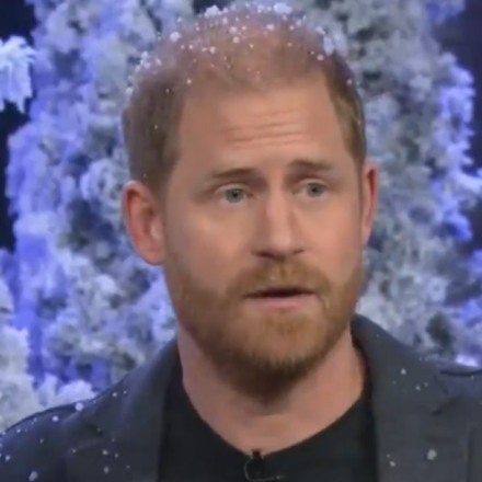 Ο πρίγκιπας Χάρι «πήρε» ρόλο σε οντισιόν για χριστουγεννιάτικη ταινία - Το «καρφί» για τον Τραμπ