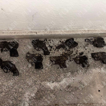 Απίστευτο εύρημα στο ΑΤ Κυψέλης: Υδραυλικός ανακάλυψε 9 πιστόλια στην κεντρική αποχέτευση