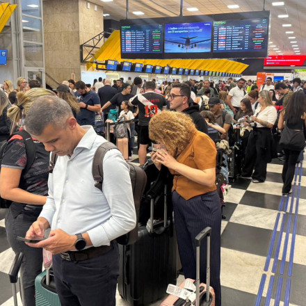 Χριστουγεννιάτικος πονοκέφαλος στις μετακινήσεις: Απεργίες σε αεροδρόμια και τρένα σε όλη την Ευρώπη