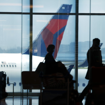 Ο Τραμπ επεκτείνει την ταξιδιωτική απαγόρευση - Ποιοι ξένοι υπήκοοι δεν μπαίνουν στις ΗΠΑ