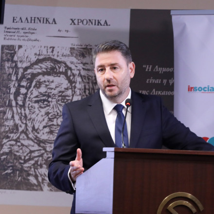 Στο δίπολο Μητσοτάκης - Ανδρουλάκης ποντάρει το ΠΑΣΟΚ στη μάχη του προϋπολογισμού