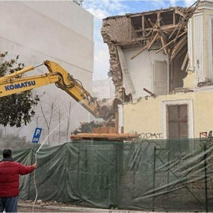 Θλίψη στην Αλεξανδρούπολη: Κατεδαφίστηκε το νεοκλασικό σπίτι της οικογένειας Μαλαματίνα