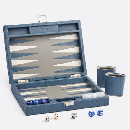Τάβλι, ντάμα και σκάκι γίνονται πολυτέλεια με την υπογραφή Dior, Louis Vuitton και Τiffany