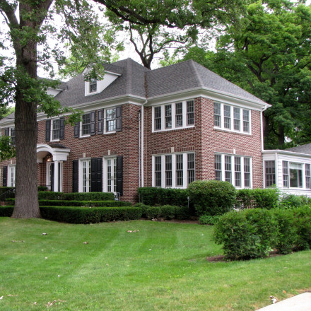 «Home Alone»: Το θρυλικό σπίτι της ταινίας ανακαινίζεται για να αποκτήσει ξανά την αισθητική των 90's