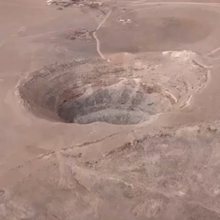 Βίντεο από ψηλά καταγράφει τις 700 καταβόθρες που δημιουργήθηκαν στο Ικόνιο λόγω ξηρασίας