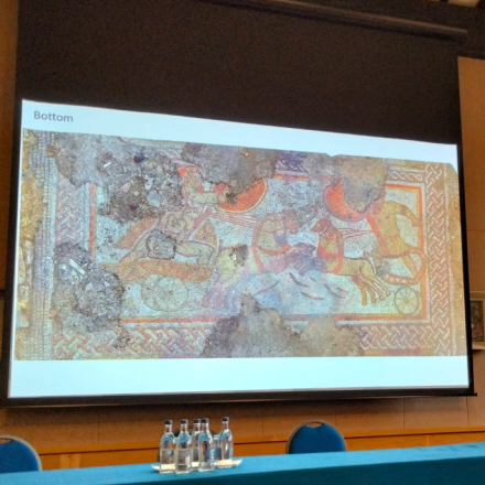 Αρχαίο ψηφιδωτό με σκηνή από τραγωδία του Αισχύλου βρέθηκε στη Βρετανία - Η συγκλονιστική ανακάλυψη