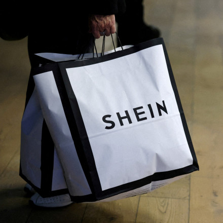 Shein & Temu: 4 στους 10 Έλληνες δηλώνουν ότι θα κόψουν τις αγορές αν μπουν δασμοί