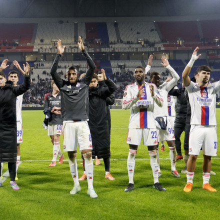 Στο πνεύμα των Χριστουγέννων η Λιόν: Απέκλεισε ομάδα 7ης κατηγορίας και της έκανε δωρεά 100.000 ευρώ