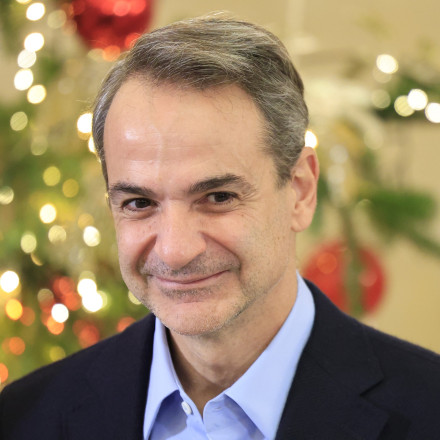 Αυτά τα βιβλία ξεχώρισε ο Κυριάκος Μητσοτάκης για τις φετινές γιορτές