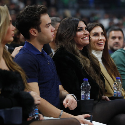 Κίμπερλι Γκιλφόιλ: Στις εξέδρες του ΟΑΚΑ για το Παναθηναϊκός–Χάποελ Τελ Αβίβ (pics)