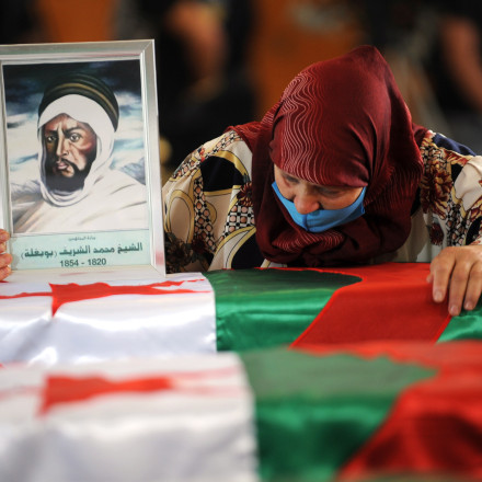 Ιστορική απόφαση στην Αλγερία: Η γαλλική αποικιοκρατία αναγνωρίστηκε δια νόμου ως έγκλημα