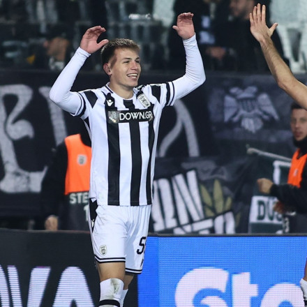 ΠΑΟΚ - Παναθηναϊκός 2-0: Κωνσταντέλιας και Μύθου έβαψαν «ασπρόμαυρο» το ντέρμπι