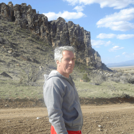 Πώς τα αρχεία Έπσταϊν γίνονται μοχλός διάδοσης της φιλορωσικής προπαγάνδας