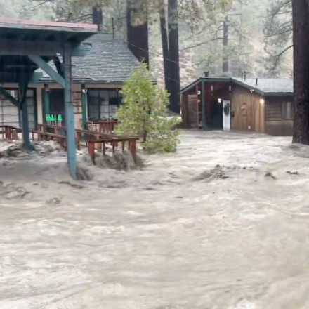 Εικόνες καταστροφής στην Καλιφόρνια: Σε κατάσταση έκτακτης ανάγκης λόγω καταρρακτωδών βροχών