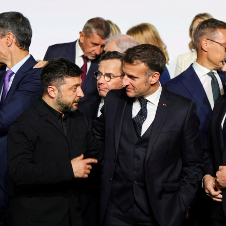 Βρετανία και Γαλλία υπέγραψαν συμφωνία για ανάπτυξη δυνάμεων στην Ουκρανία σε περίπτωση συμφωνίας