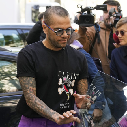 Ο Ντάνι Άλβες αγόρασε ποδοσφαιρική ομάδα και ετοιμάζει την μεγάλη επιστροφή του στα γήπεδα