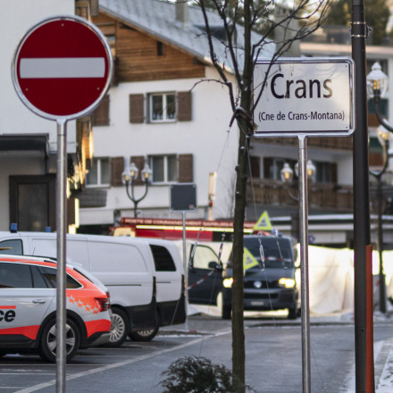 Σε επιφυλακή οι ελληνικές διπλωματικές Αρχές στην Ελβετία μετά την πολύνεκρη έκρηξη