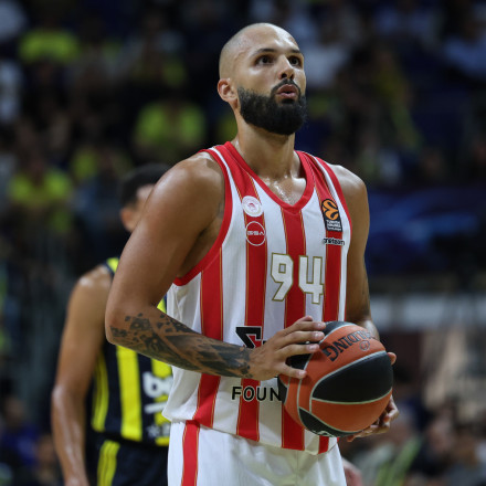 Live η αναμέτρηση του Ολυμπιακού στην Πόλη κόντρα στη Φενέρμπαχτσε για τη EuroLeague