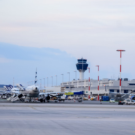 Χρίστος Δήμας: Οι επιβάτες δικαιούνται αποζημίωση από τις αεροπορικές εταιρείες