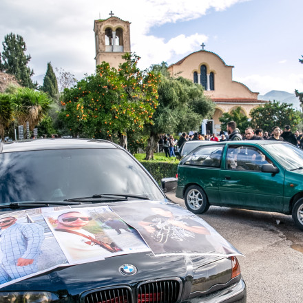 Πάτρα: Σπαραγμός στο τελευταίο «αντίο» στον 30χρονο Κώστα που ξυλοκοπήθηκε μέχρι θανάτου