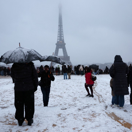 Το «έστρωσε» στο Παρίσι: Ακυρώνεται το 15% των πτήσεων στα κύρια αεροδρόμια