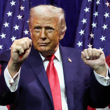 «Μετέτρεψε μια υπερδύναμη σε κράτος-ταραξία»: Μύδροι του διεθνούς Τύπου κατά της πολιτικής Τραμπ