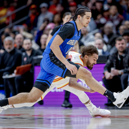 NBA: Ο Άντονι Μπλακ «γκρέμισε» τις μπασκέτες στο Βερολίνο με το κάρφωμα της χρονιάς (vid)