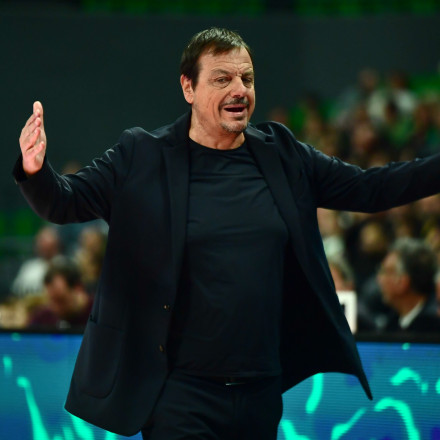 Euroleague: Πρόστιμο στον Αταμάν για τις δηλώσεις του μετά το παιχνίδι με τον Ολυμπιακό