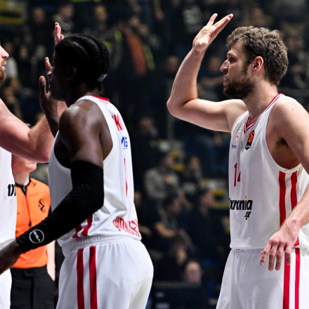 Παρτίζαν - Ολυμπιακός 66-104: Οι «ερυθρόλευκοι» έτρεχαν με...εκατό και διέλυσαν τους Σέρβους