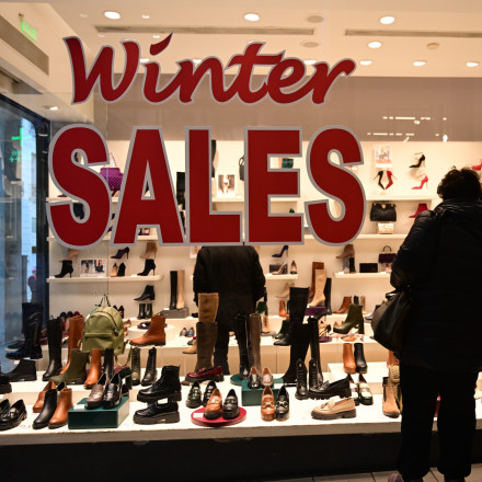Χειμερινές εκπτώσεις: Ανοιχτά τα καταστήματα τις Κυριακές 18 και 25 Ιανουαρίου