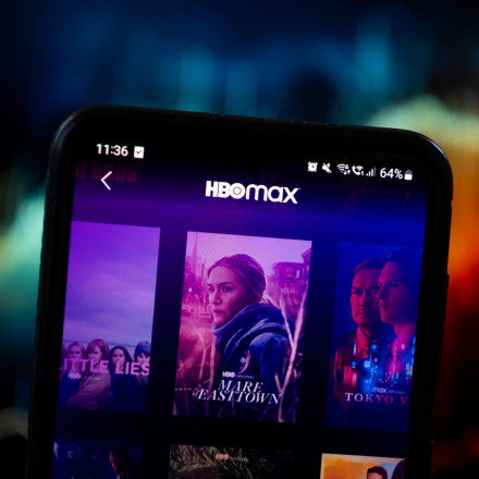 Το HBO Max ήρθε στην Ελλάδα – Πόσο κοστίζει η συνδρομή και τι φέρνει το 2026