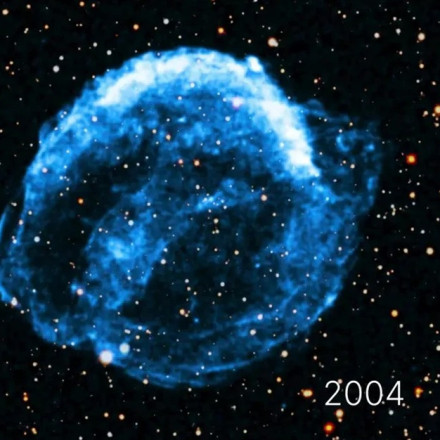 NASA: 25 χρόνια σε λίγα δευτερόλεπτα - Το συγκλονιστικό βίντεο που δείχνει τον «θάνατο» ενός άστρου