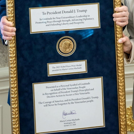 Νόμπελ στον Τραμπ: Οι περισσότεροι Αμερικανοί αγνοούν ότι το βραβείο δεν μεταβιβάζεται