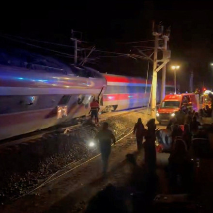 Θρήνος στην Ισπανία: Τουλάχιστον 39 οι νεκροί από τη σιδηροδρομική τραγωδία - «Ταινία φρίκης»