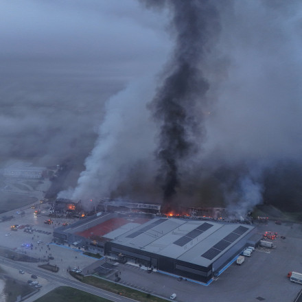 Φωτιά στο εργοστάσιο «Βιολάντα»: 4 γυναίκες βρέθηκαν απανθρακωμένες - Αγωνία για μία αγνοούμενη