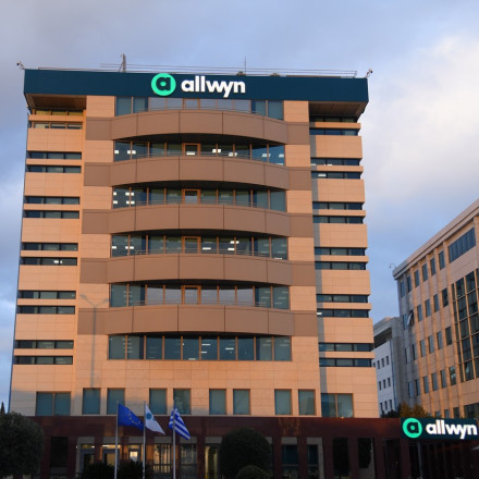 Η Allwyn και ο ΟΠΑΠ προχωρούν την επιχειρηματική συνένωση τους
