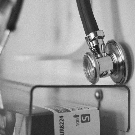 Συναγερμός για τη γρίπη: Ραγδαία αύξηση κρουσμάτων - Στη ΜΕΘ δύο παιδιά, διασωληνωμένος 6χρονος