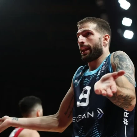 Νέα ανάρτηση του Πετρόπουλου για τα σπασμένα φρένα μετά το Κολοσσός Ρόδου-Ολυμπιακός